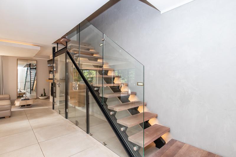 3 Bedroom Property for Sale in Stonehurst Mountain Estate Western Cape